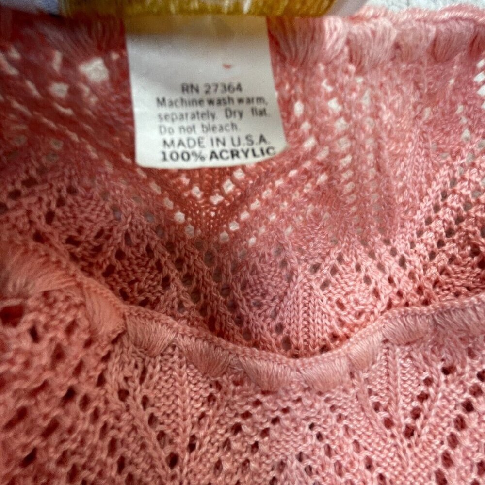 Vintage T. R. Bentley Short Sleeve Embroidered Knit Sweater Pullover Pink Beachy - Picture 6 of 8